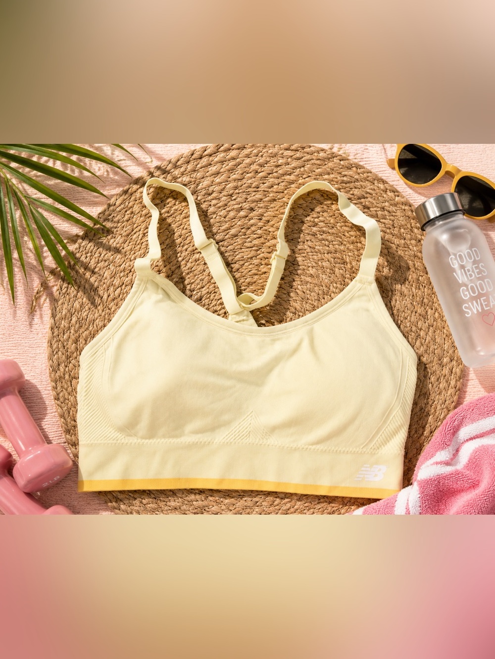 New Balance Yellow Seamless Racerback Sports Bra Adjustable Straps NEW
